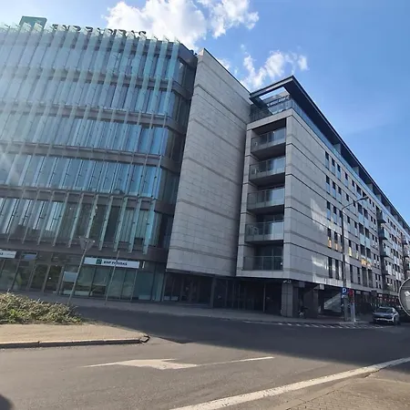 Boznicza Old Town Lux Apartment, Self Check-in 24h, Free Parking بوزنان