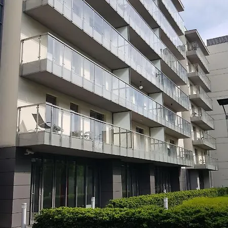 Daire Boznicza Old Town Lux Apartment, Self Check-in 24h, Free Parking Poznan