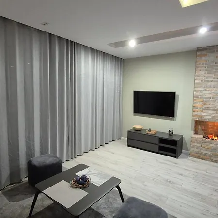 아파트 Boznicza Old Town Lux Apartment, Self Check-in 24h, Free Parking *