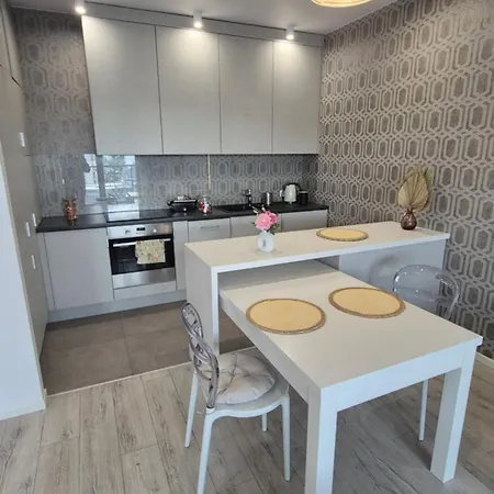 Boznicza Old Town Lux Apartment, Self Check-in 24h, Free Parking Lejlighed *