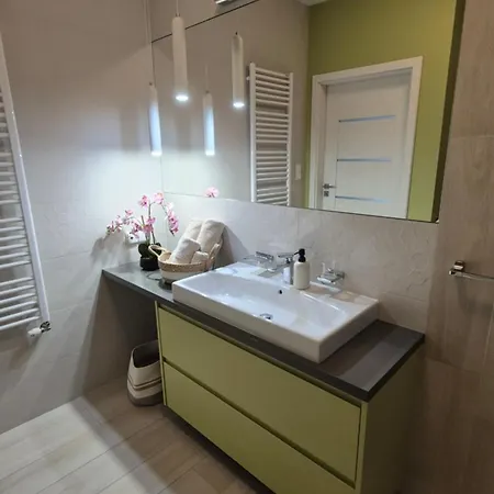 Boznicza Old Town Lux Apartment, Self Check-in 24h, Free Parking * 포즈난